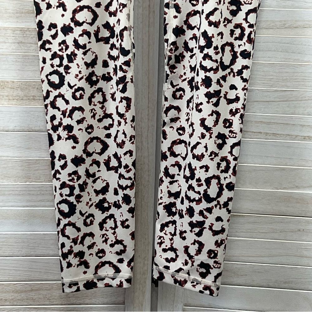 3/$25 Colorful Koala Cheetah Animal Print Leggings Large - Picture 4 of 7